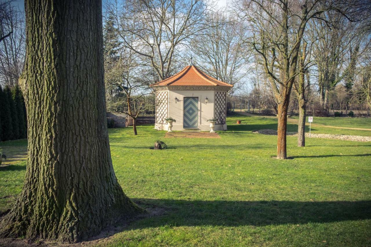 Grafschaft Kloster Zinna ภายนอก รูปภาพ